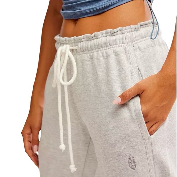 Free people flutter cropped joggers - Picture 5 of 6